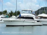 Riviera Marine 48 Flybridge