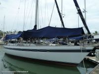 Tayana 55 - Centre Cockpit Performance Sailing Yac