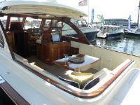 New Sealine 330C New 2015 Model Arriving July 15'.