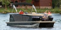 Larson Escape 23 Pontoon