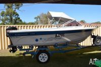 Streaker 4.58M Runabout