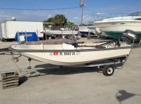 Boston Whaler Side Console
