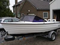 Te Koop: Nette Speed/Toerboot Glastron Met 70 Pk E