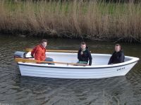 Vaar- En Visboot Met Mariner Buitenboordmotor