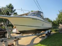 Trophy 2509 Walkaround W/Trailer