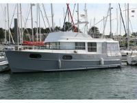 B??N??Teau Beneteau Swift Trawler 44