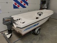 Grachtenboot Met Buitenboordmotor Goed Voor 8 Pers